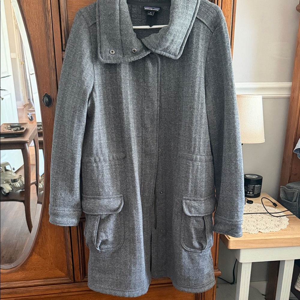 Patagonia Gray Wool-Blend Pea Coat with Snap Collar and Flap Pockets